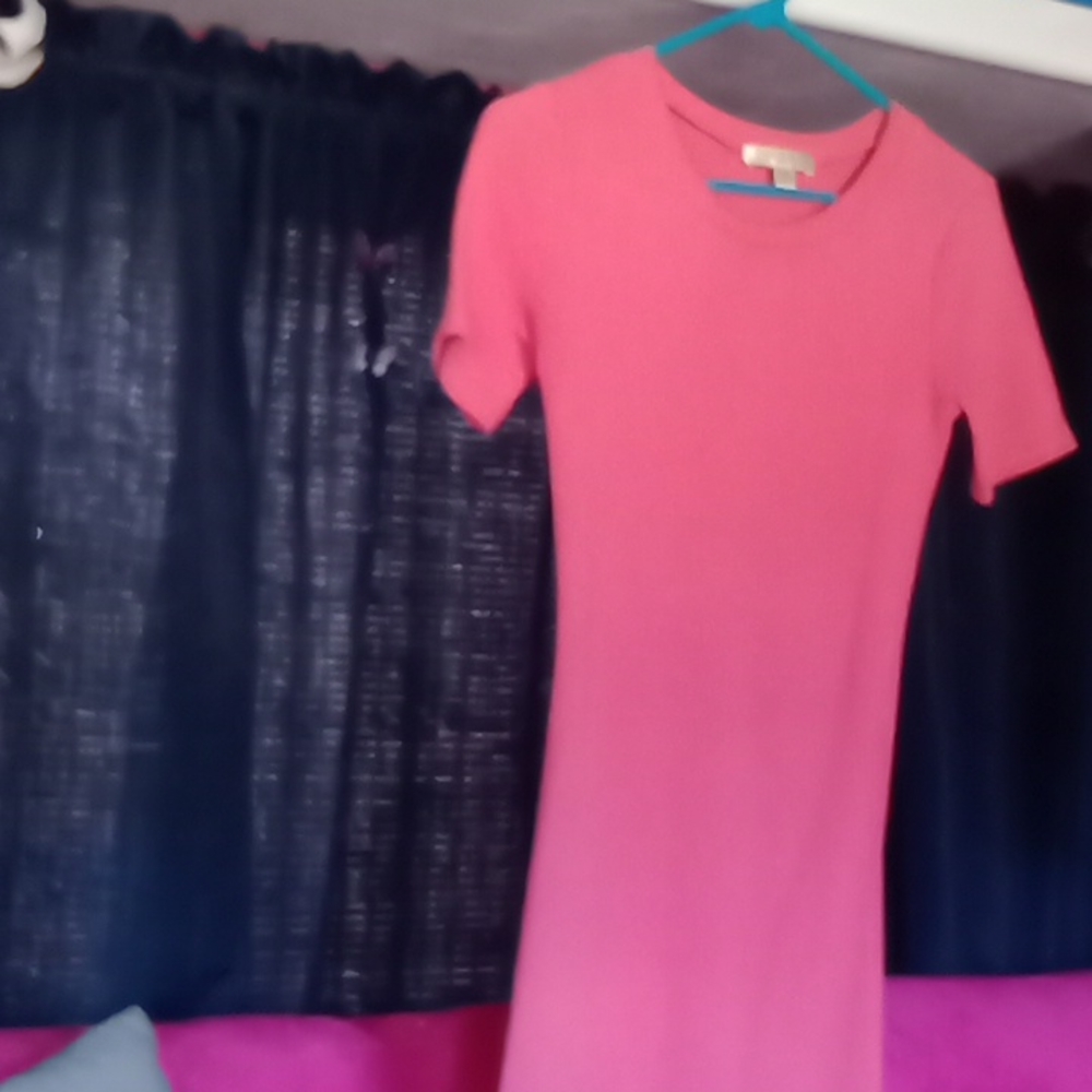 Dress - Picture 4 of 4